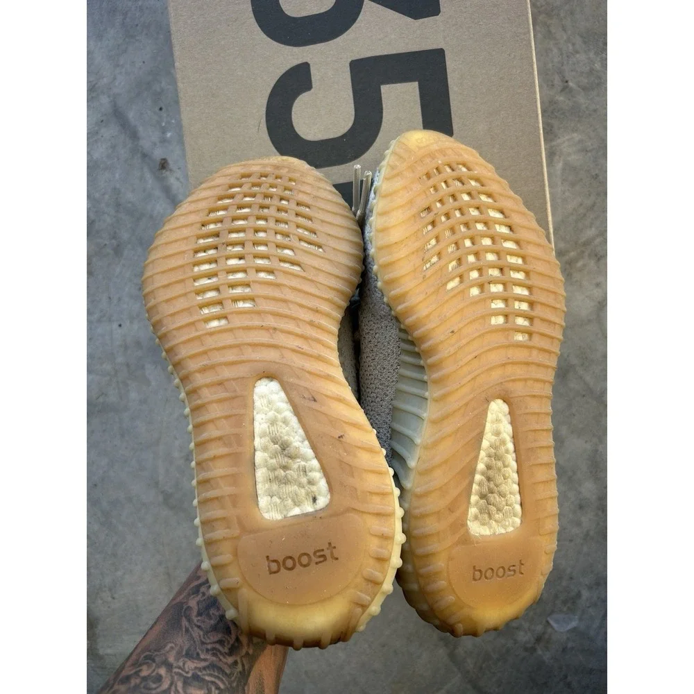 Used Size 5.5 - adidas Yeezy Boost 350 V2 Low Sesame